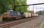 CSX 745 leads Q032